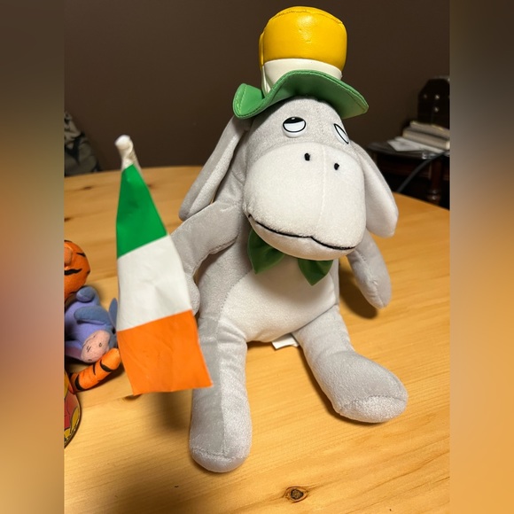 Misc. Disney Winnie the Pooh lot eeyore tiger Pooh bear piglet sippy cup Italy - Picture 7 of 7